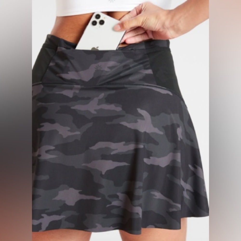 Athleta Match Point Black Camouflage Women's Skort with built in shorts - Picture 3 of 15